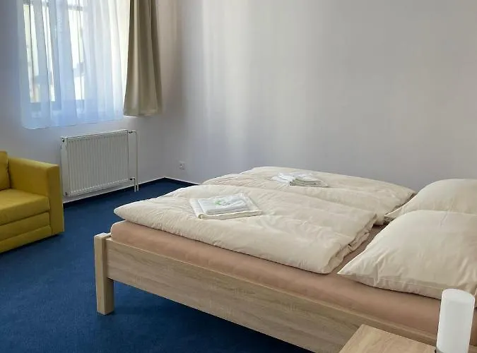 U Města Prahy * Náchod
